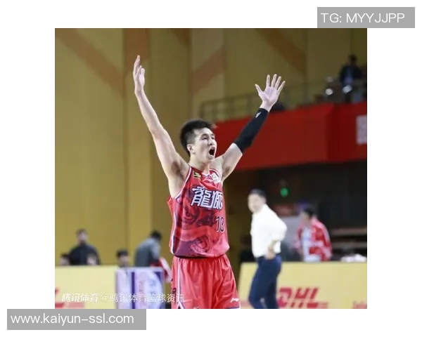 末节献暴扣掀起得分高潮久违了！MVP水准的郭艾伦