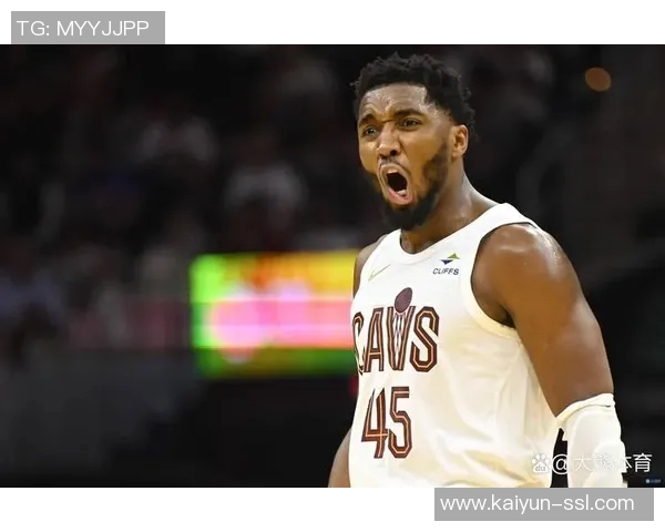 米切尔32+9引领骑士逆转步行者，精彩赛事背后的篮球魅力